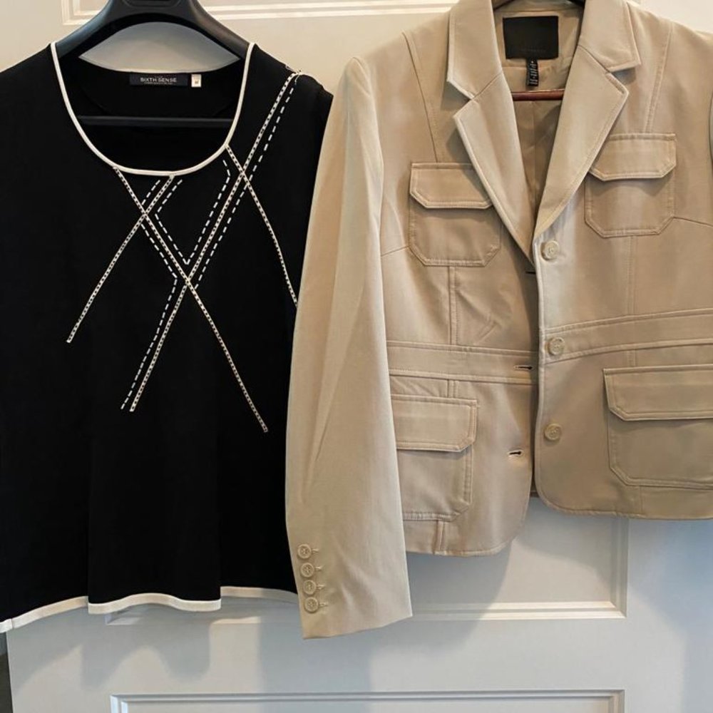 Polera black con aplique Blanco SiXth Sense Size M + Blazer café con leche